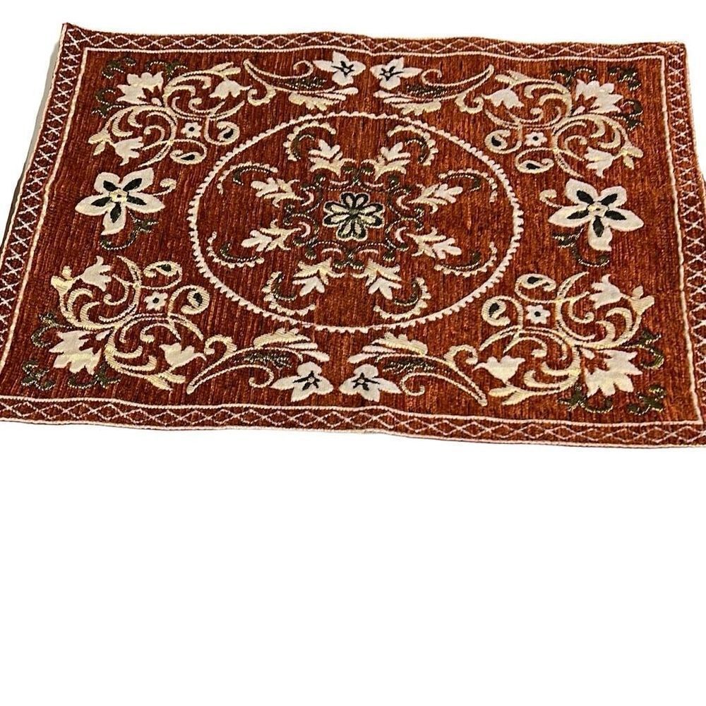 Rust White Floral Embroidery Polyblend Set of 6 Dining Placemats 17.5x12